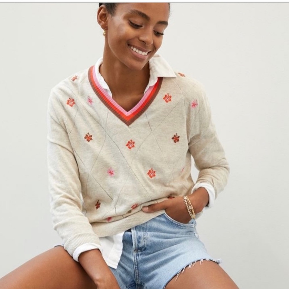 KULE embroidered sweater XL and NWT